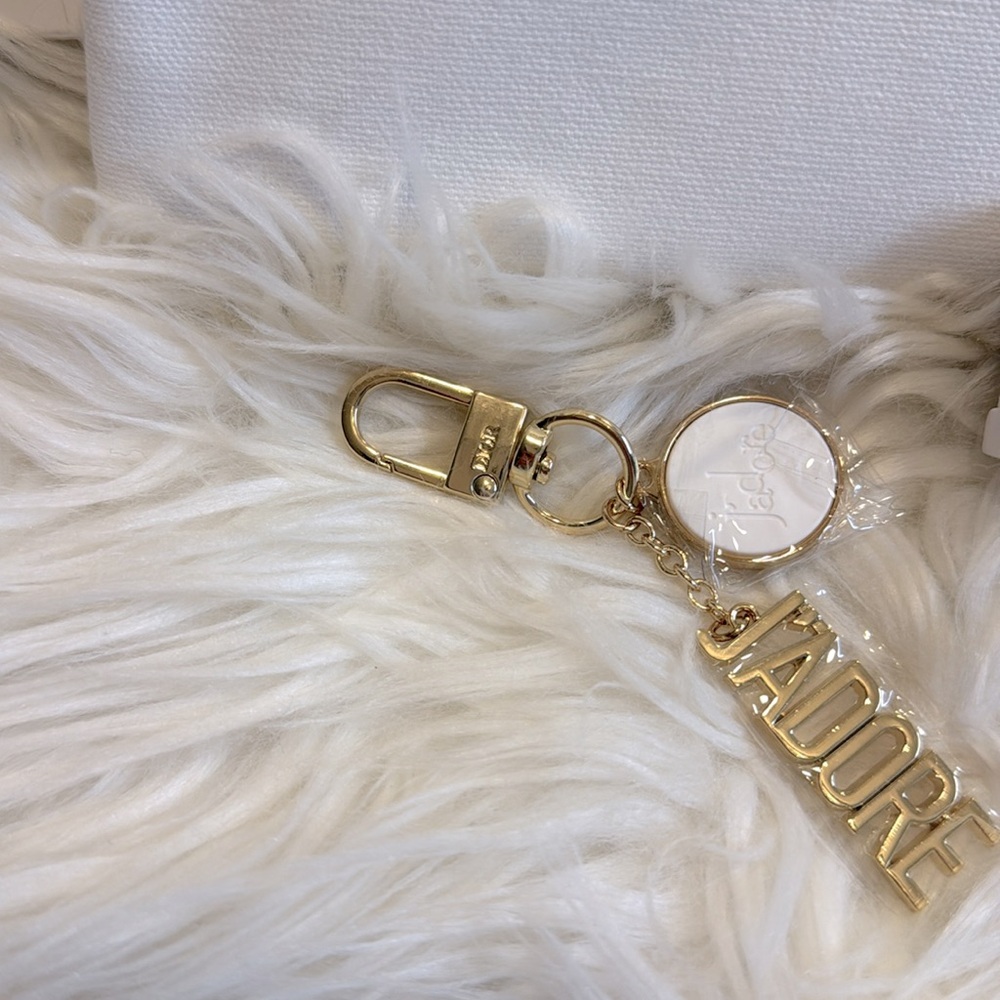 J’Adore Beauty bundle Cosmetic White&Gold J'Adore Pouch with J’Adore bag charm - Picture 10 of 11